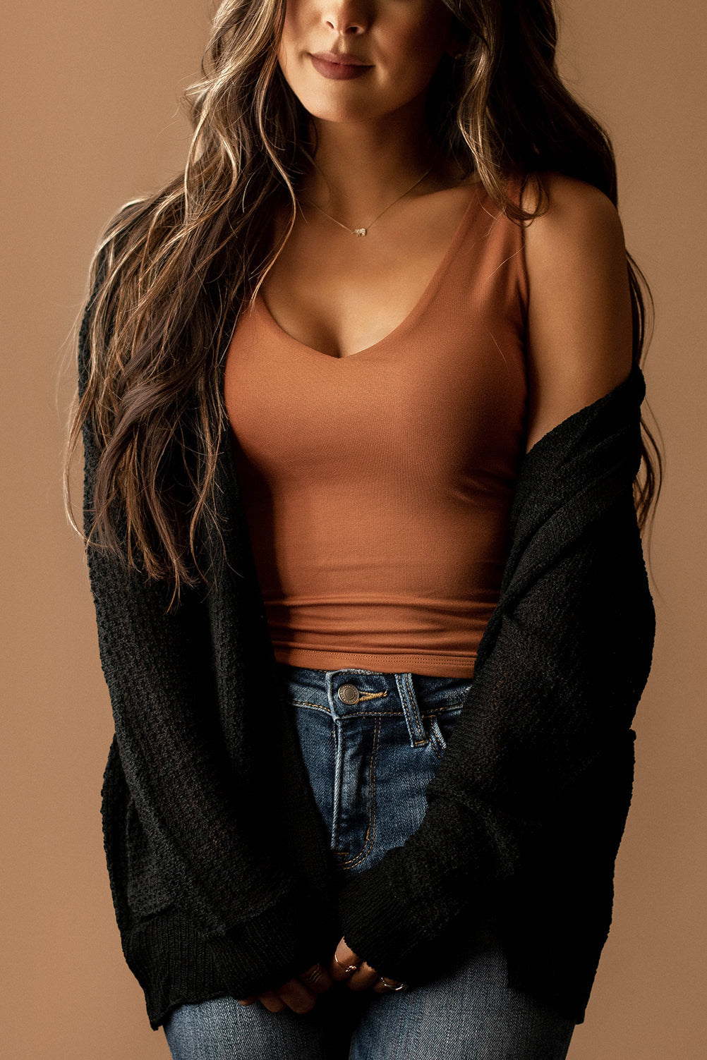 V-neck Dream Double Layered Tank (Bisque)