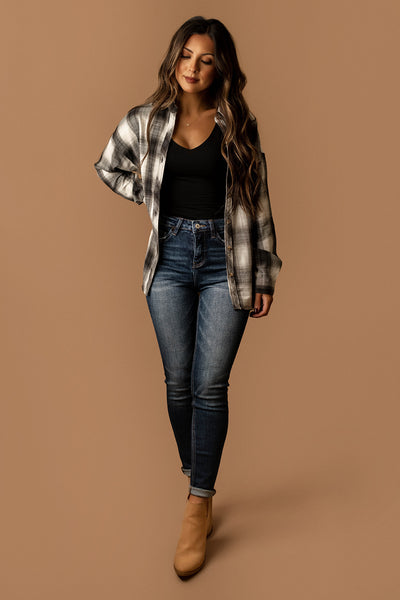Crushing On You Plaid Flannel (Charcoal / White)
