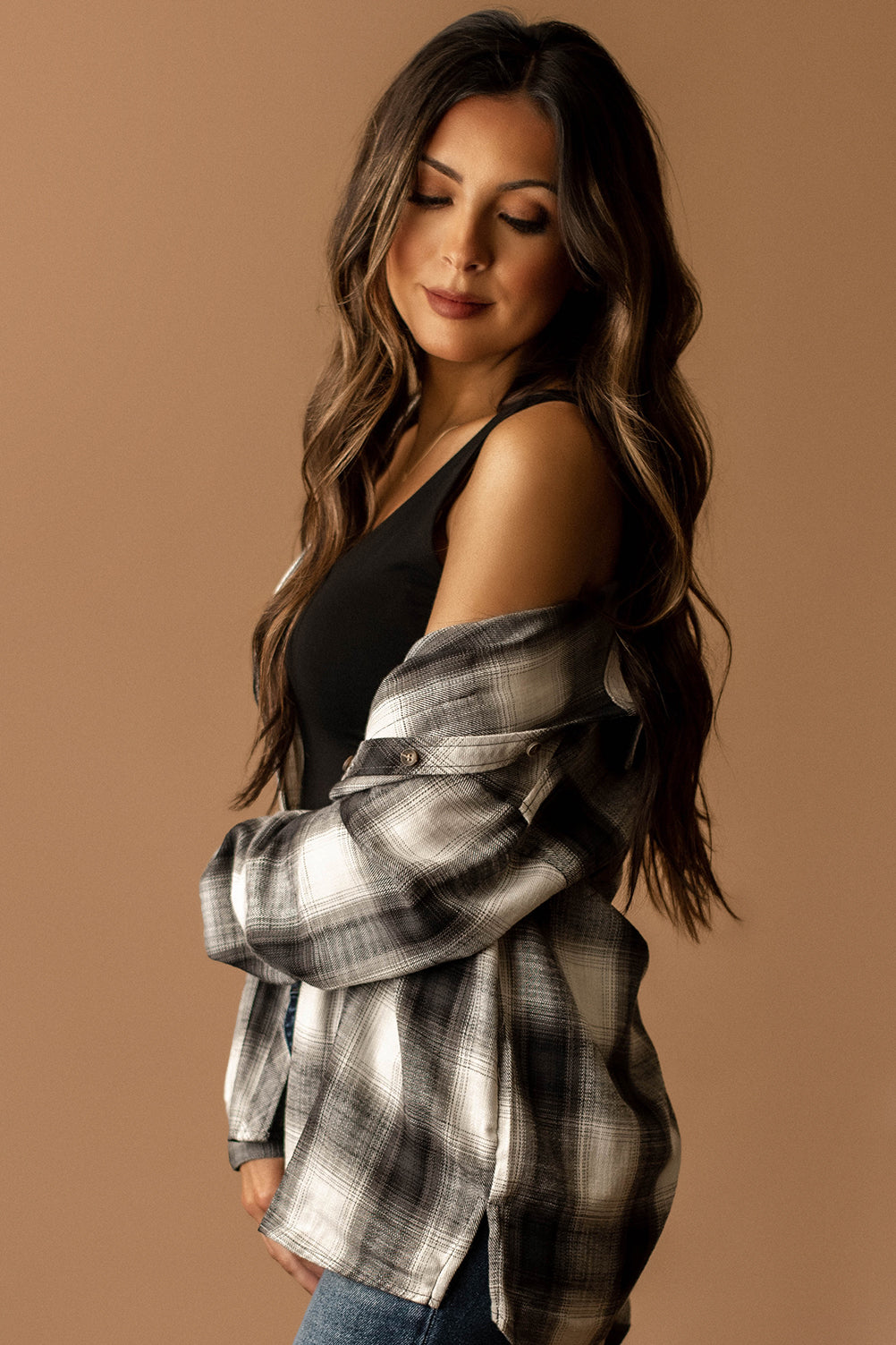 Crushing On You Plaid Flannel (Charcoal / White)