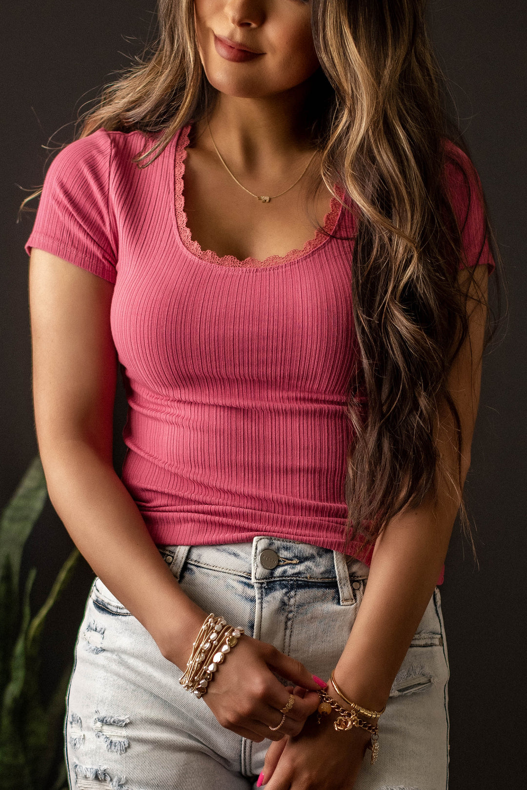 Berry Kiss Lace Trim Ribbed Tee (Mocha) – Wild Summer Boutique